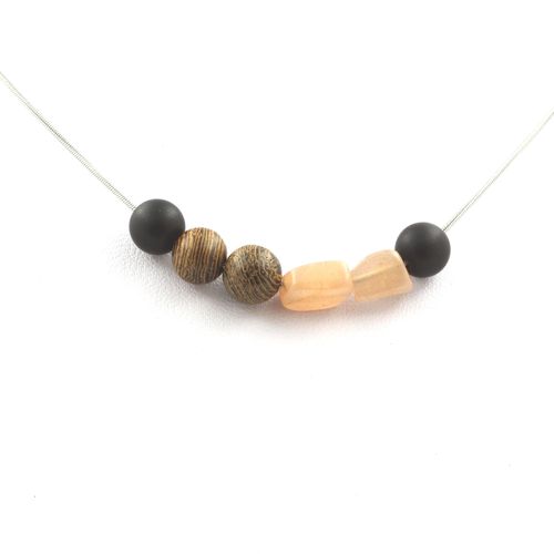 Collier Pierre De Soleil De Tanzanie + Perles Onyx Noir Mat + Bois 8 Chaine En Acier Inoxydable.