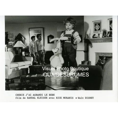 Chérie, J'ai Agrandi Le Bébé (Honey I Blew Up The Kid): Jeu De 4 Photos Argentiques D'exploitation Cinématographique - Format 17.5x24 Cm - De Randal Kleiser Avec Rick Moranis, Marcia Strassman - 1992