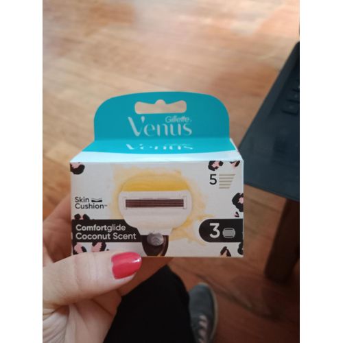 Lames Gillette Venus Skin Cushion 