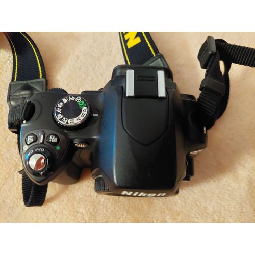 Nikon D60 Reflex 10.2 mpix + Objectif 18-55mm