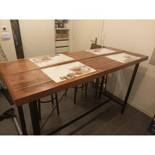 Je Vends Table Haute Vidaxl De Bar En Bois Massif Avec 4 Chaises Hautes De Bar