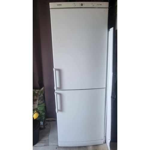 combine frigo congélateur siemens