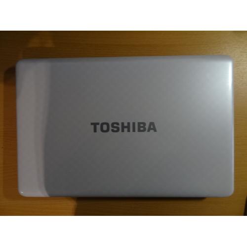 TOSHIBA Satellite L775-117 - 17.1" Intel Core i5-2410 - 2.3 Ghz - Ram 4 Go - DD 700 Go