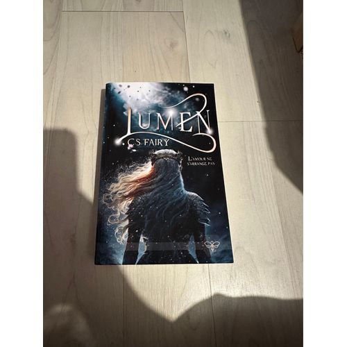 Lumen: Un Royal Romantasy