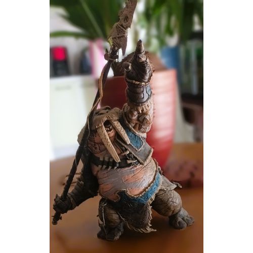 World Of Warcraft Dc Premium Série 1 Figurine Tuskarr Tavru Akua 30