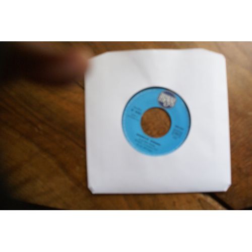 Isabelle Aubrey Pain Brule Et Café Sans Lait/ D'autres Jeudis Disques Meys 10052 45t