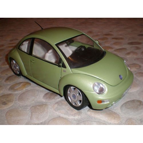 Volkswagen New Beetle 1999 Solido 1/18émè-Solido