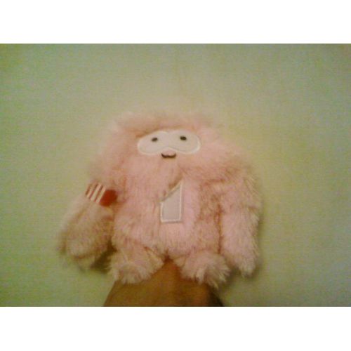 Peluche Rose Adidas Avec Brassard Rouge