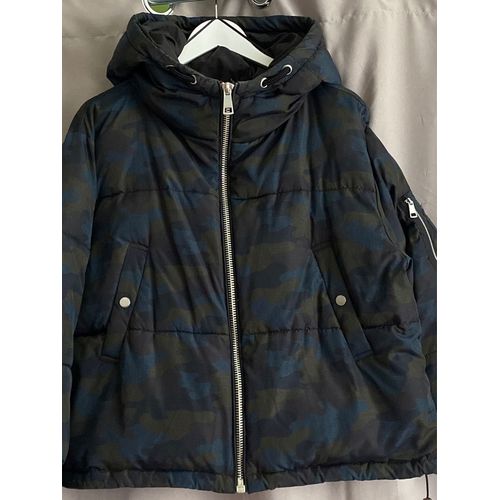 Blouson Zara Avec Capuche En Très Bon État Taille M - Tient Chaud