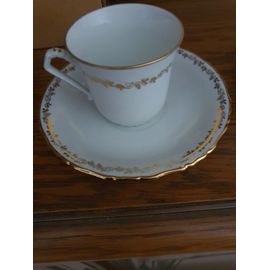 Service À Café En Porcelaine Blanche Et Liseré Doré