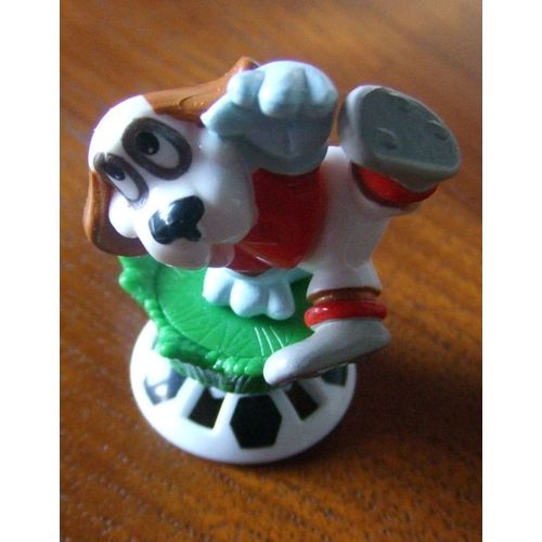 Chien Rouge Football - Figurine Kinder