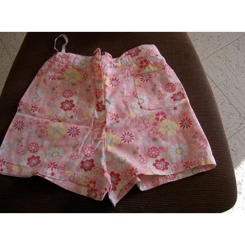 Short Rose Fleurie Multicolors Taille 6 Ans