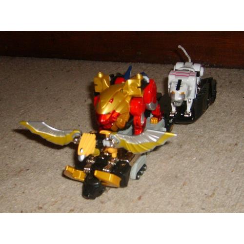 Power Ranger - Wild Force - Deluxe Megazord - 25 Cm