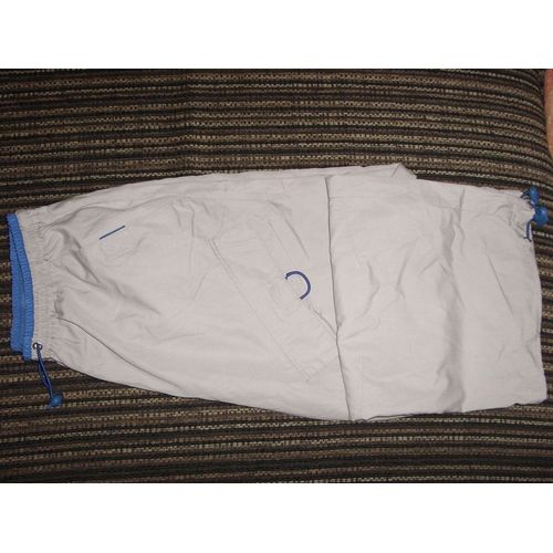 Pantacourt 3 Suisses