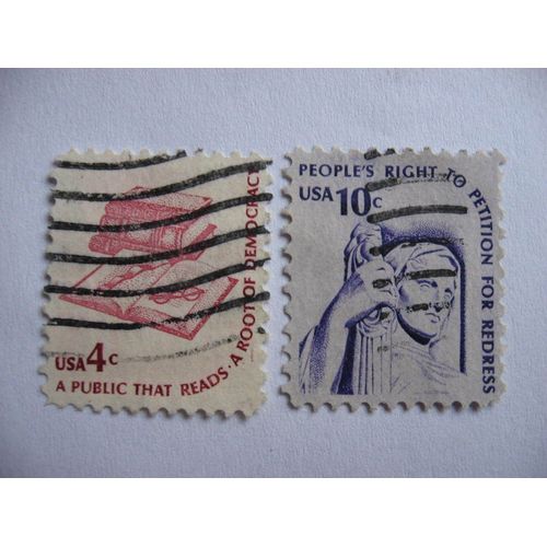 U.S.A.,2 Timbres De 1977