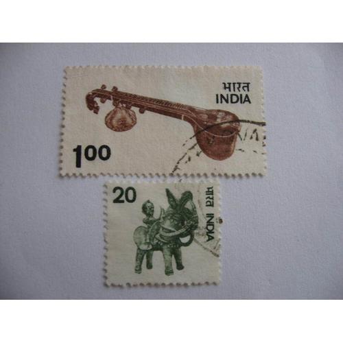 Inde,2 Timbres De 1975