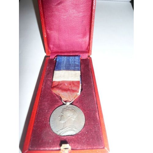 Médaille Du Travail À Titre Civil 1912