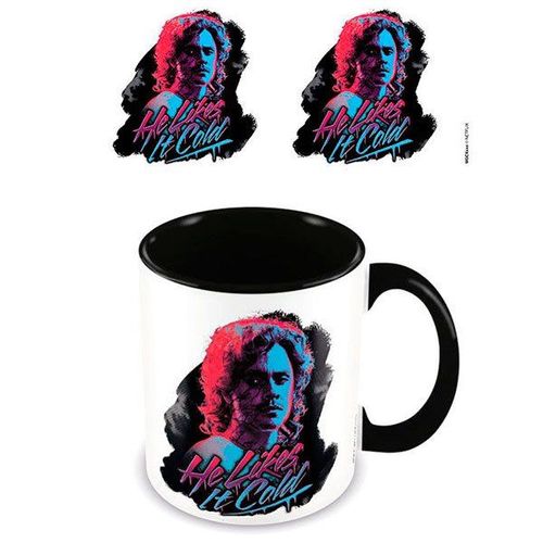 Pyramid Il Aime Ca Mug Froid Stranger Things
