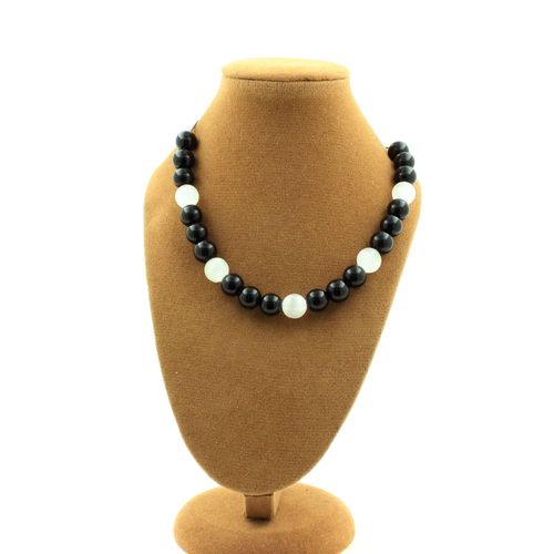 Collier Perles Agate Noire + Selenite Du Maroc 8 Mm Chaine En Acier Inoxydable.