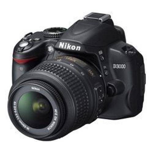 Nikon D3000 - Appareil Photo Réflex + Objectif Zoom AF-S DX VR Nikkor 18-55mm - F/3,5-5,6