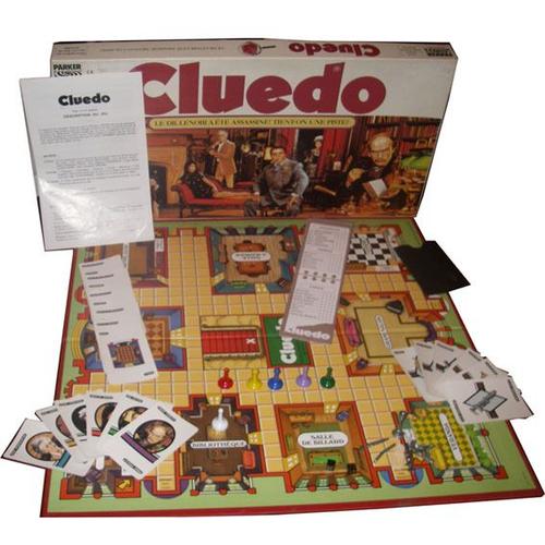 Hasbro Cluedo Classique Mystère Board Jeu pour Âges 2 Ans Vieux et