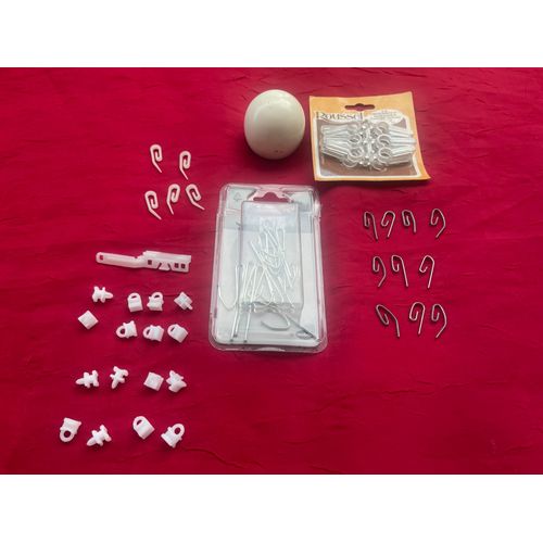 Lot Accessoires Pour Rideaux.