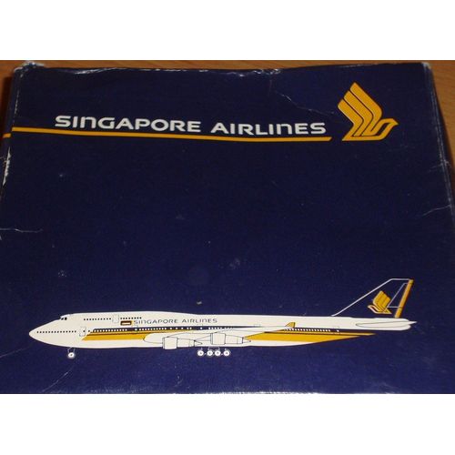 Boeing 747-400 Singapore Airlines - Miniature Au 1/600-Schabak