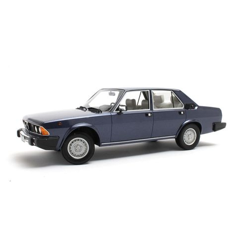 Alfa Romeo Alfa 6 2.5 Bleu 1979 1/18 Cult Models