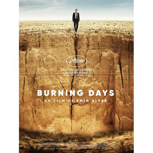 Burning Days (Kurak Gunler) - Véritable Affiche De Cinéma Pliée - Format 40x60 Cm - De Emin Alper Avec Selahattin Pasali, Ekin Koc - 2022