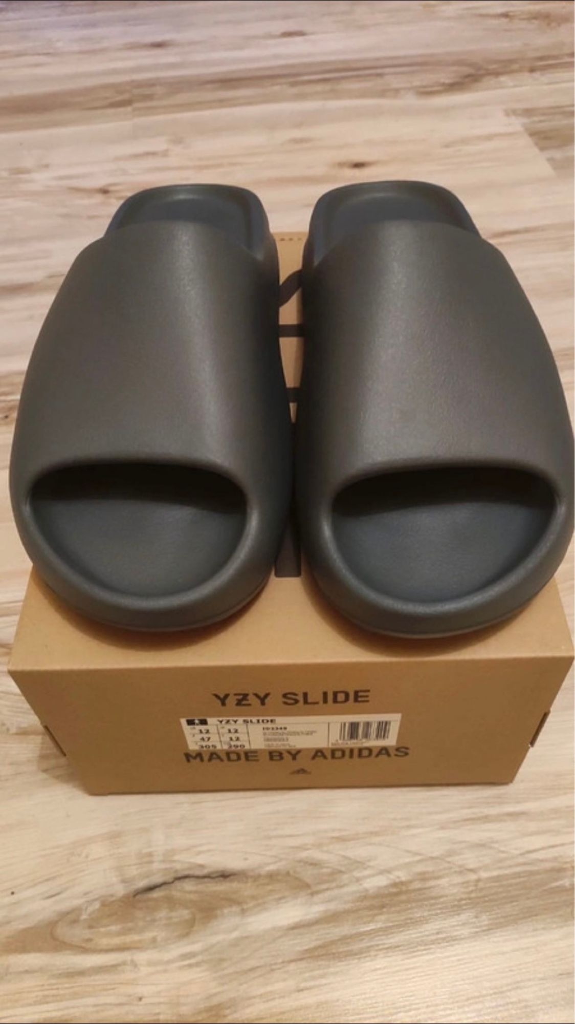 Yeezy Slide Adidas Taille 47