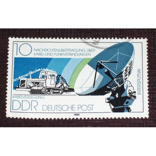 Allemagne Rda Ddr N° 2154 Oblitéré, 10p « Tour De Télévision Et D'ondes Ultra-Courtes »