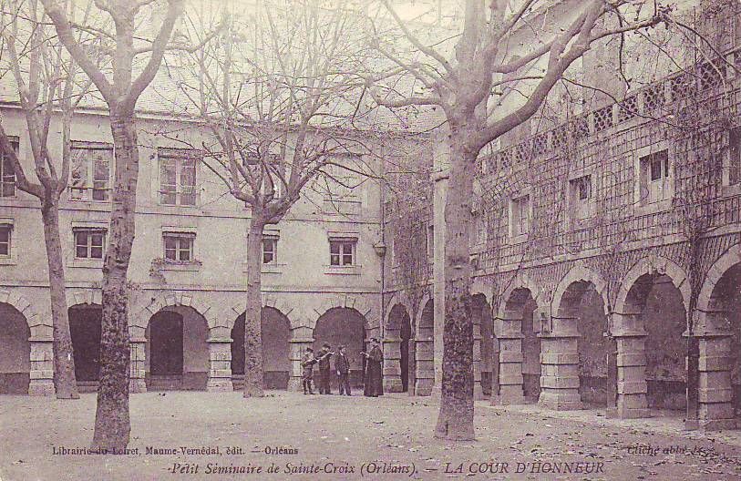 Orleans - Petit Séminaire De Sainte Croix - La Cour D'honneur - Ref 002 119