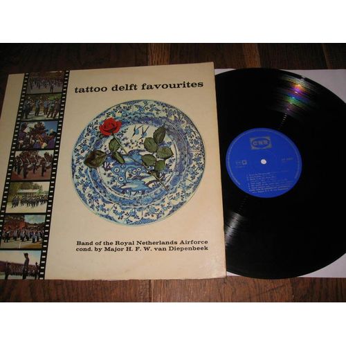 Tattoo Delft  Favourites// Down By The  Riverside / Arromanches / Blame It On The  Bossa Nova/ Twin  Eagle  Strut / The  March Of The  Seven Seas / Officier Of  The  Day / The Voice  Of  The  Guns ...