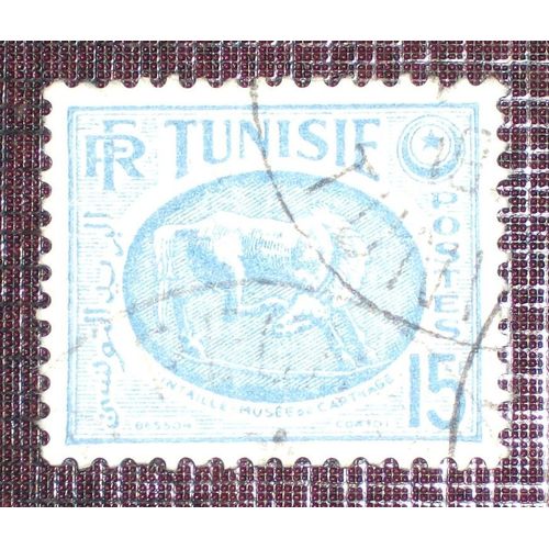 Anciennes Colonies Françaises - Tunisie N° 344a Oblitéré De 1950-53 - 15f Bleu Clair « Intaille Du Musée De Carthage »