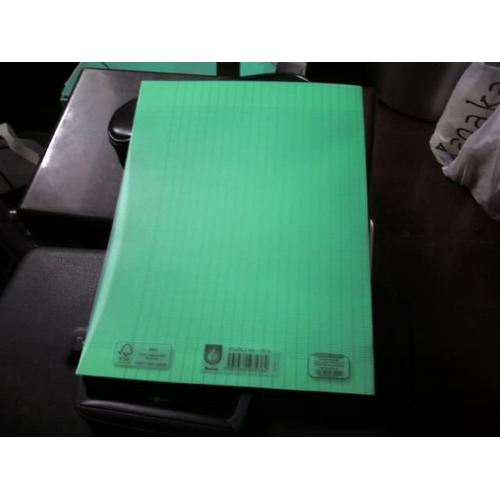 Cahier Polypro Format 17x22 Cm, 96 Pages, 70g Seyes Grands Carreaux