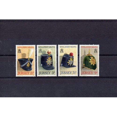Angleterre - Ile De Jersey - 1972 - N°63 À 66 - Coiffes Avec Attributs De La Milice Royale De Jersey