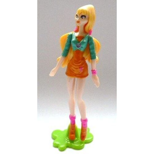 Kinder 2010  De105 - Stella, Winx Club: Love & Pet
