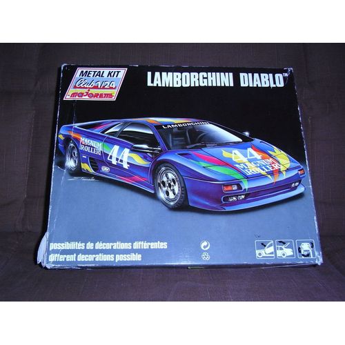 Lamborghini Diablo 1/24 Metal Kit-Majorette