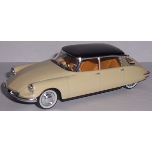 Ds 19 De 1956 - 1/43-Universal Hobbies