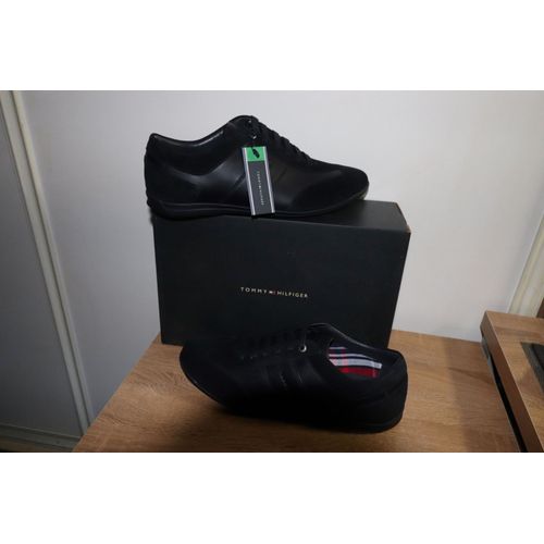 Chaussure Tommy Hilfiger Cuir Homme Noir Taille 43