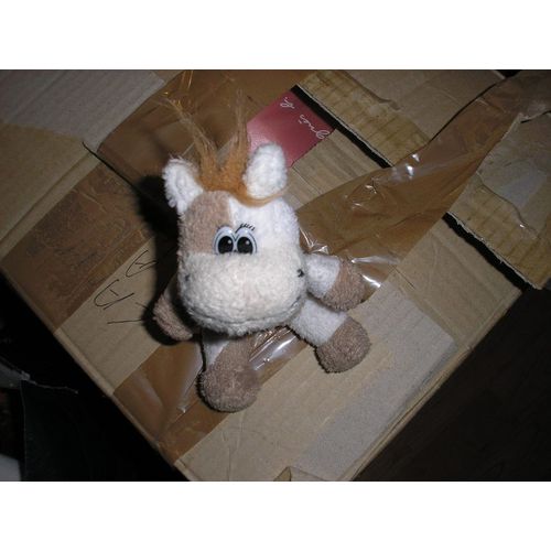 Petite Peluche Vache Blanche Et Brune Avec Petite Houppette