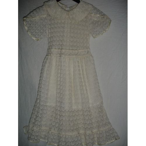 Robe En Dantelle Blanc Cassé 7/8 Ans