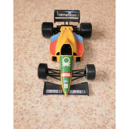 Formule 1 Benetton Ford B188 - Échelle 1/24-Bburago