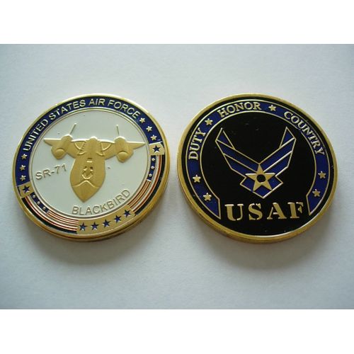 Médaille Militaire Aviation Émaillée Américaine Usaf Air Force Blackbird Sr71 40 Mm 31 Grammes.