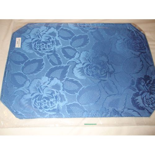Set De Table Damasse