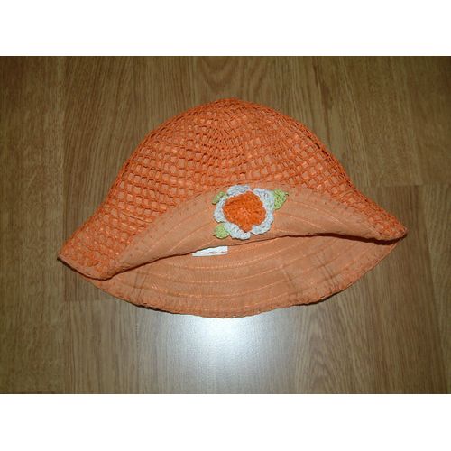 Très Joli Chapeau