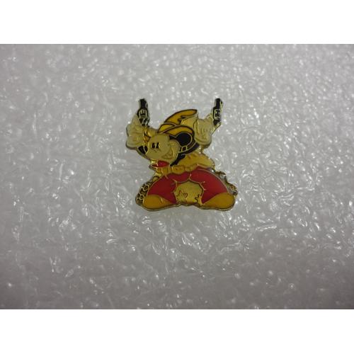 Pin's Mickey Cow Boy