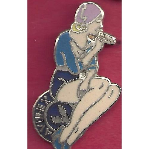 Pin's Pin'up Avirex