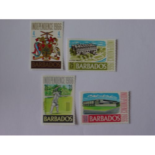 Barbade - Série Complète De 4 Timbres Neufs De 1966 : Indépendance