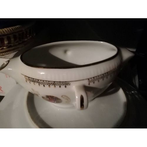 Saucière G Et M Porcelaine